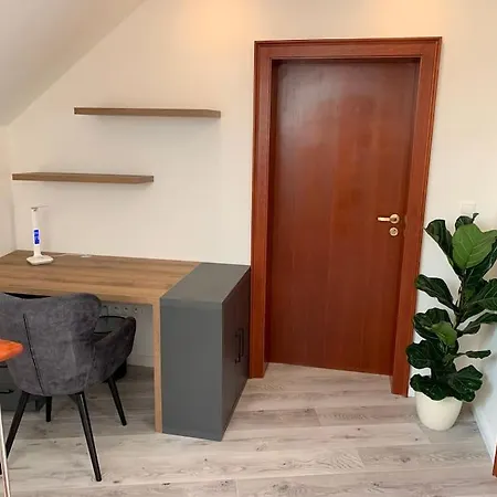 Luxusny Pri Jazere - Free Parking Bratislava